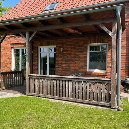 A12 Rote Haus Am Haff Ostseebad Rerik Holiday home Roggow